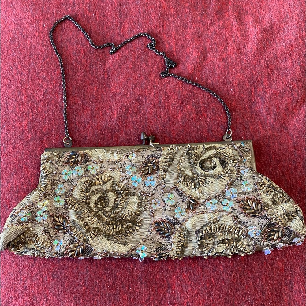 Elegant Vintage Gold Embroidered Clutch - Picture 5 of 7